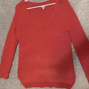 Knit V neck sweater